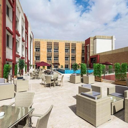Best Western Plus Al Qurayyat City Center Exterior foto