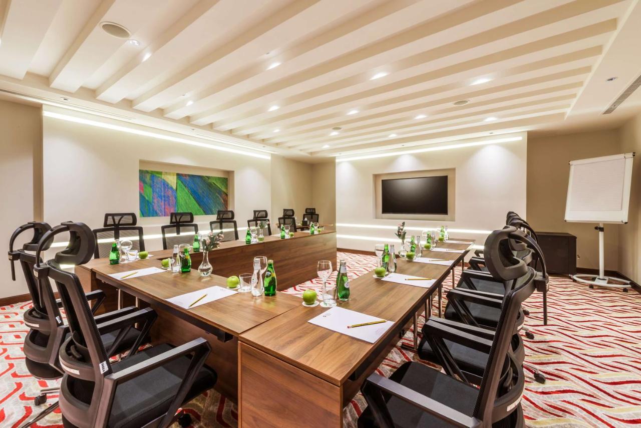 Best Western Plus Al Qurayyat City Center Exterior foto