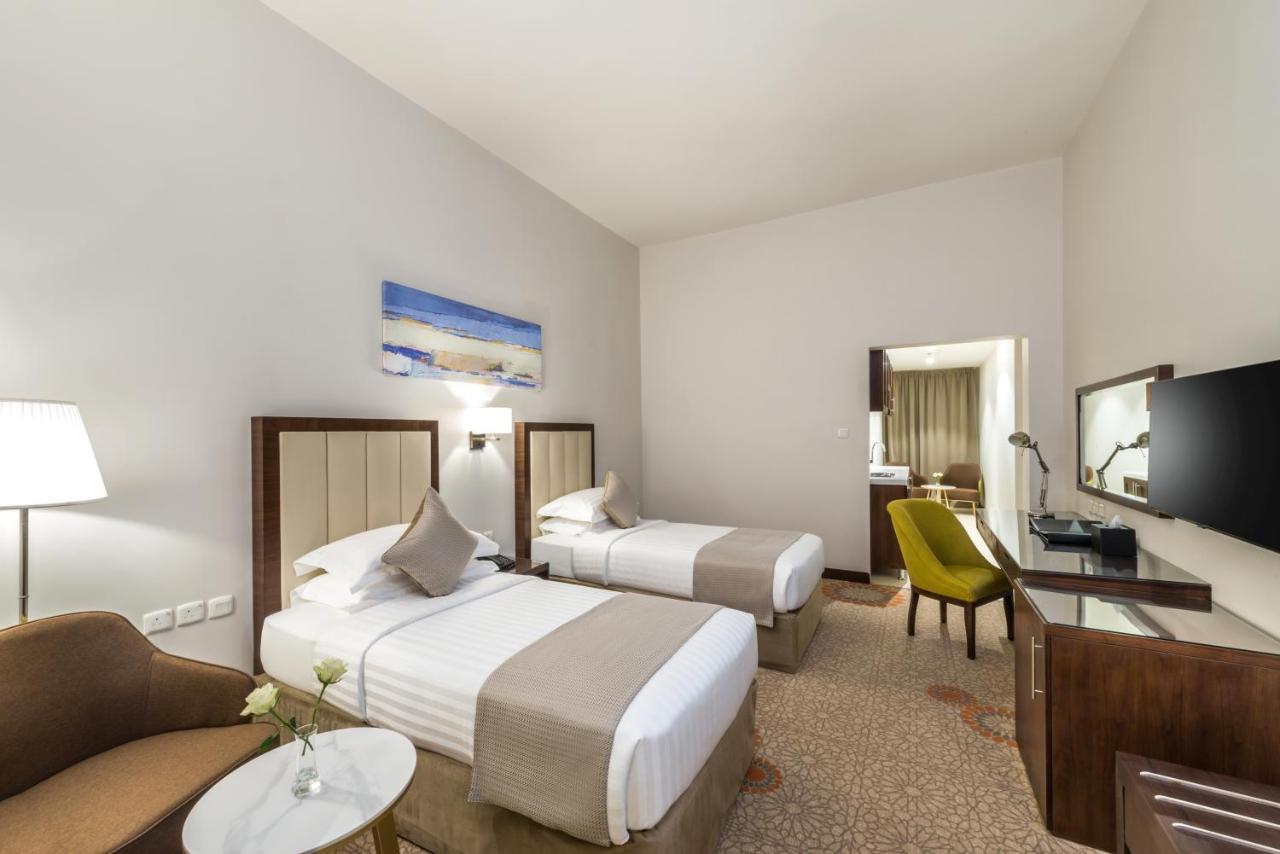 Best Western Plus Al Qurayyat City Center Exterior foto
