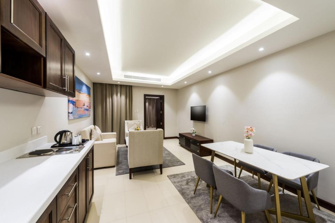 Best Western Plus Al Qurayyat City Center Exterior foto