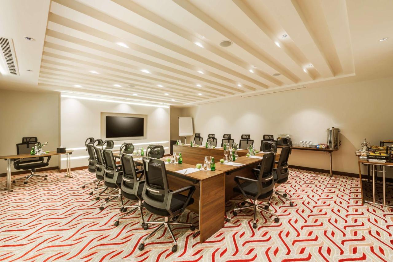 Best Western Plus Al Qurayyat City Center Exterior foto